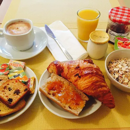Thibaud Hotel 2*